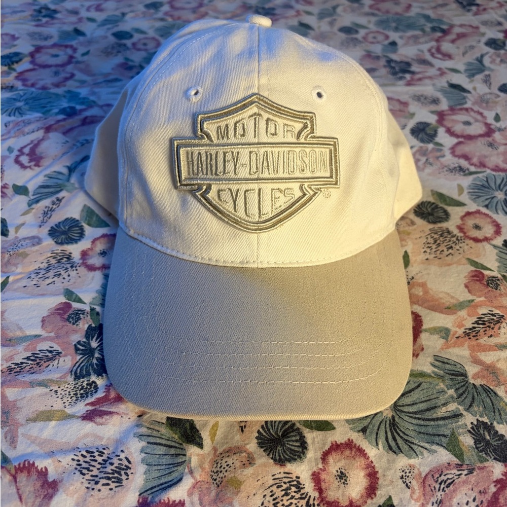 Harley-Davidson White Cap